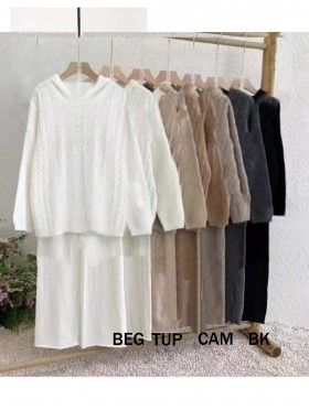 Solid Color Knitted Hooded Sweater and Pants Set