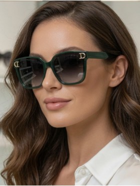 Oversized Sunglasses W/ D 