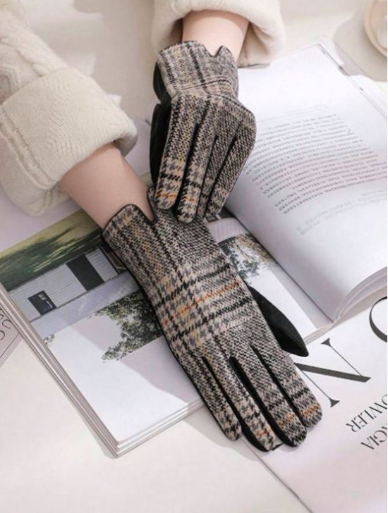 Plaid Touch Screen Glove 