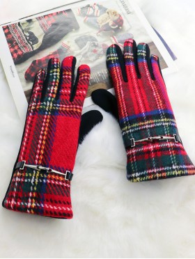 Plaid Touch Screen Glove W/ Link 