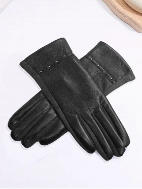 PU Touch Screen Gloves w/ Studs