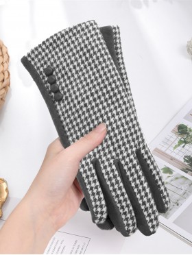 Houndstooth Design Touch Screen Gloves W/ Button Detailing