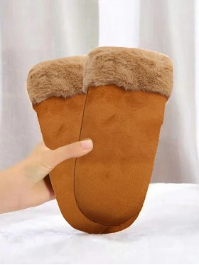 Suede Mittens W/ Fur Trim