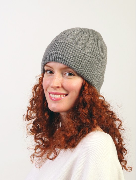 Cable Knitted Lined Hat With Brim (plush inside) 