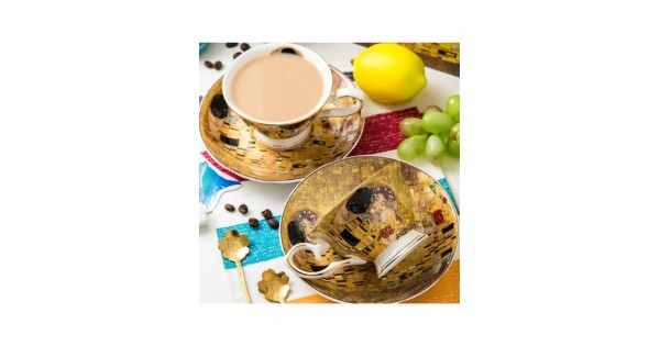 Gustav Klimp Art Painting The Kiss 2 Cups & 2 Saucers With Gift Box