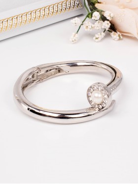 Rhinestone & Pearl Nail Bangle