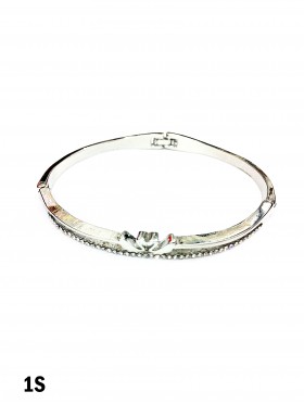 Classic Bangle w/ Kissing Swans