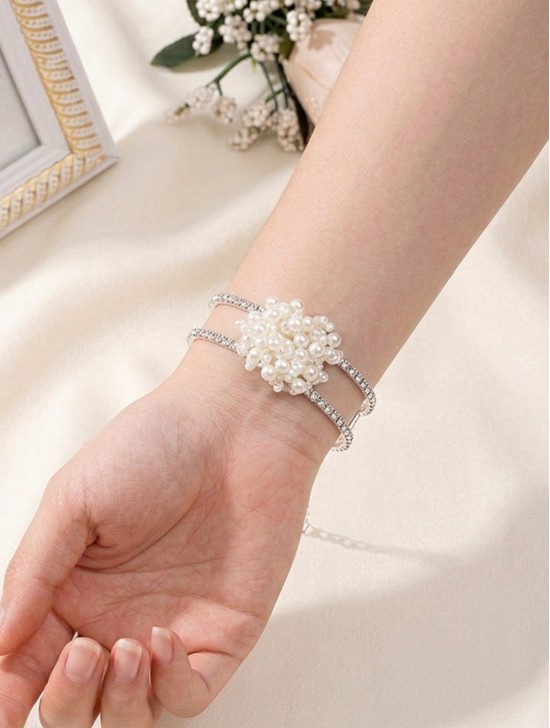 Rhinestone & Pearl Stretchy Bracelet or Napkin Ring
