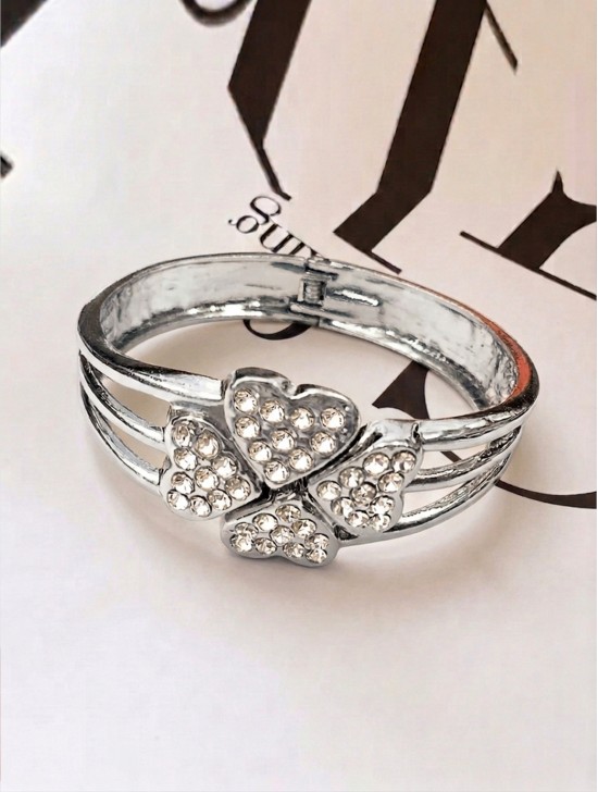 Four Leaf Clove Bangle