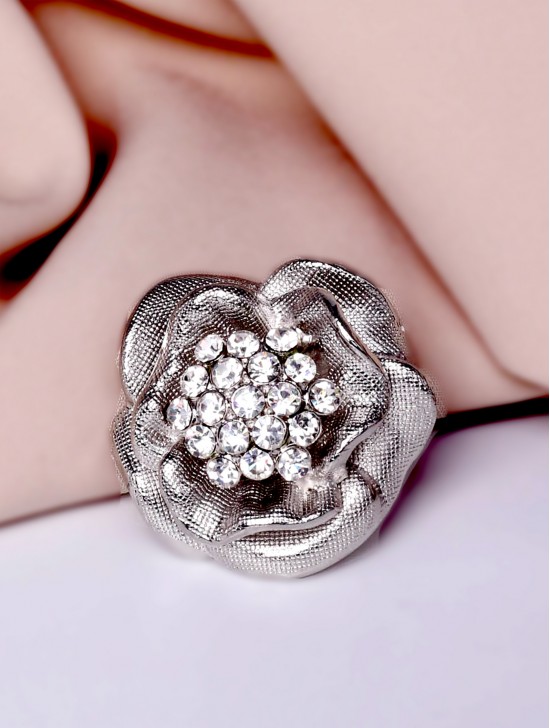 ROSE RHINESTONE BROOCH