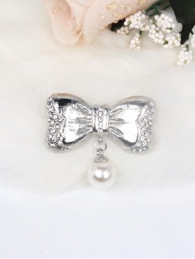 Rhinestone and Pearl Bowknot Brooch Clip