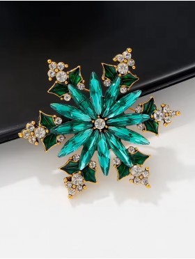 Christmas Design Brooch