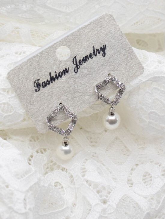 Pearl Earring s W/ Rhinestone Loop   (925 silver)