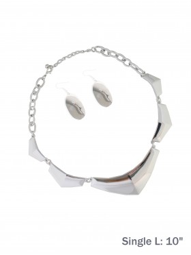 ABSTRACT STATEMENT NECKLACE WITH EARRING SET ABSTRACT STATEMENT NECKLACE WITH EARRING SET