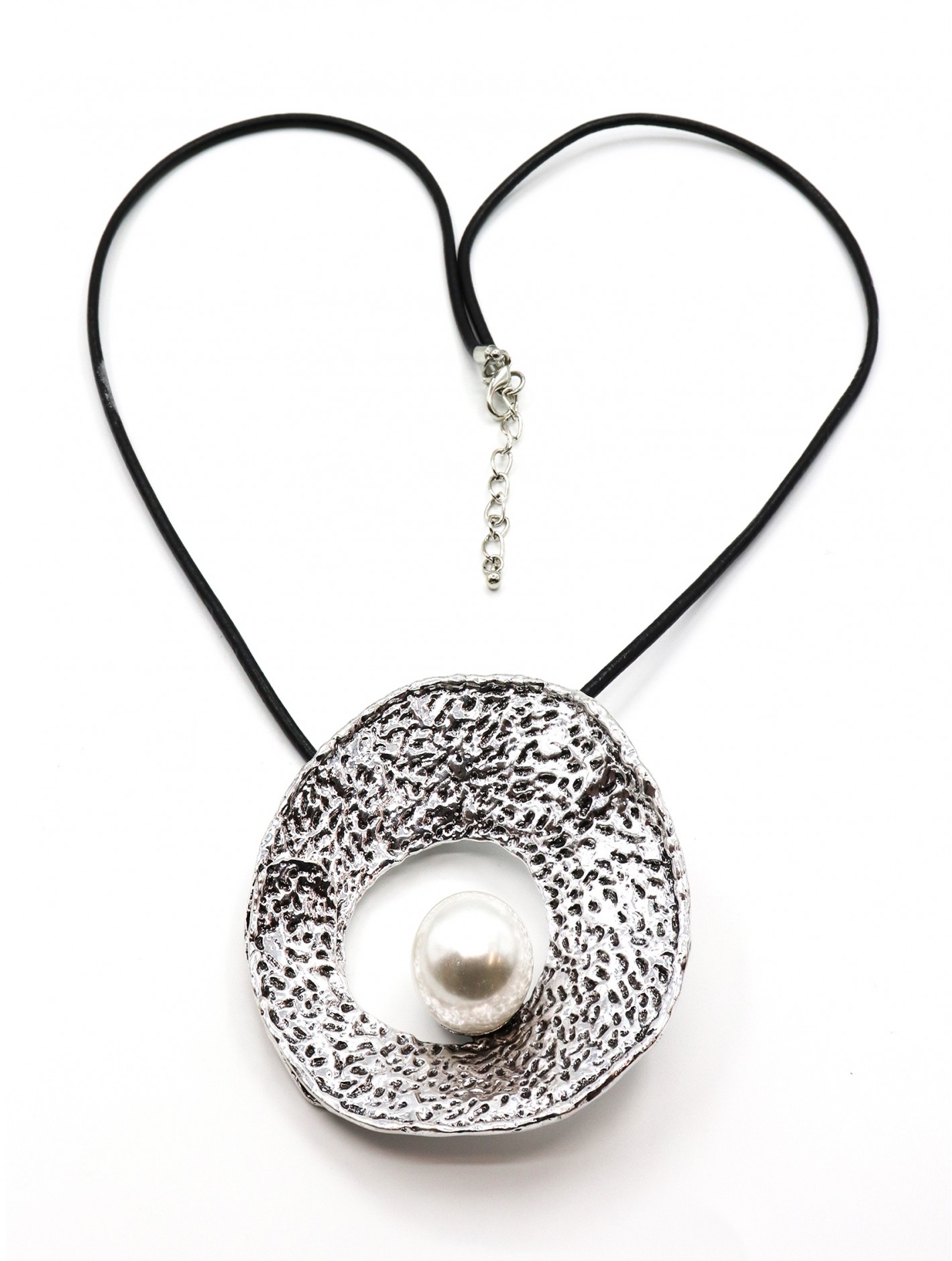 Rope Necklace W/Pearl Pendant