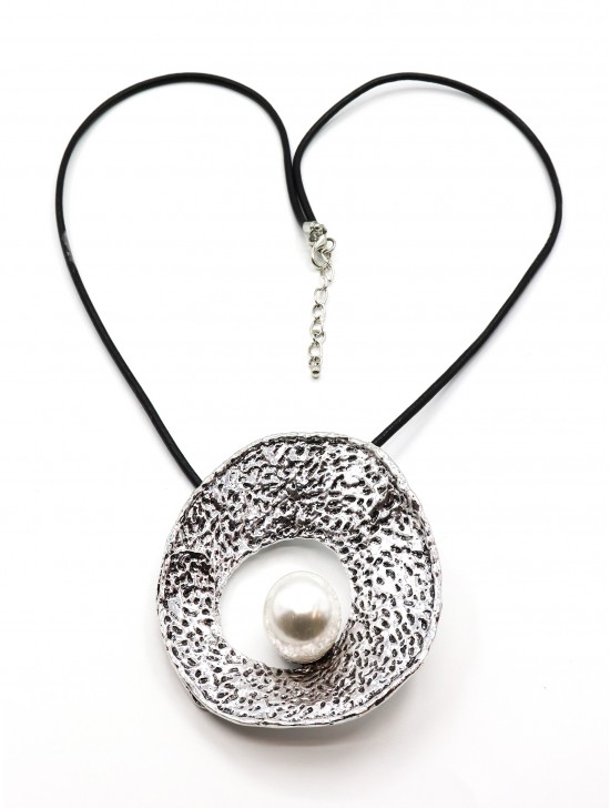 Rope Necklace W/Pearl Pendant