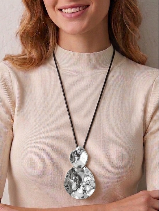 Rope Necklace W/Gourd