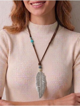 Feather Necklace W/ Rhinestones