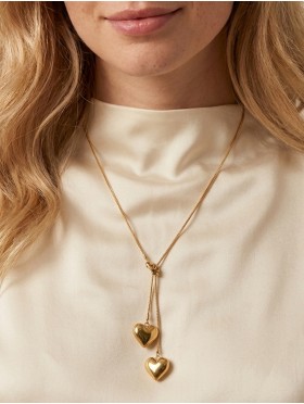 Chain Necklace W/ Hearts Pendant