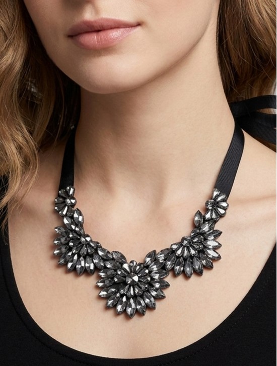 Rhinestone Floral Band Necklace