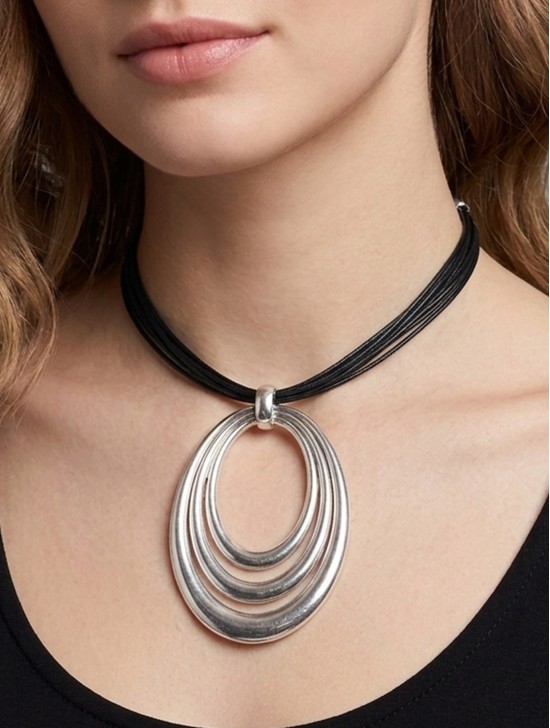 Rope Necklace W/ Triple Oval Ring Pendant