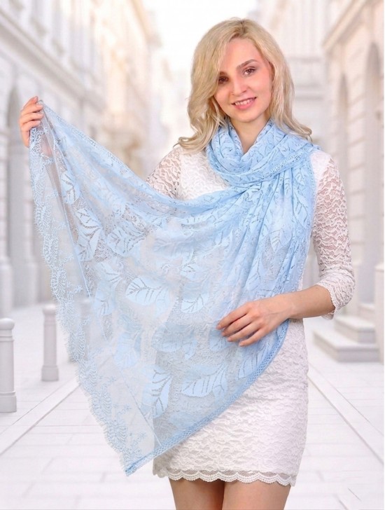 Leaves Cut-Out Lace Design Scarf 