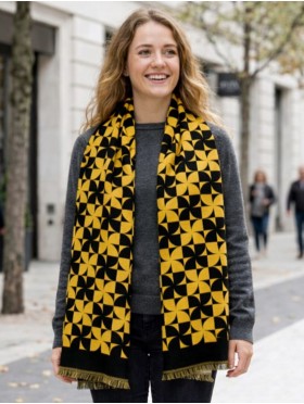 Pin-Wheel Design Blanket Scarf