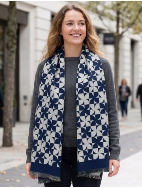 Pin-Wheel Design Blanket Scarf