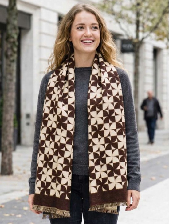 Pin-Wheel Design Blanket Scarf
