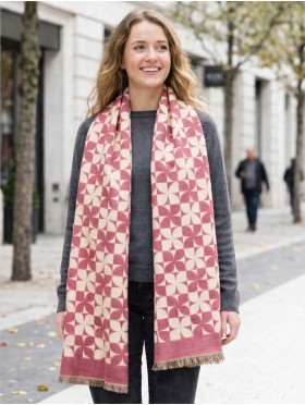 Pin-Wheel Design Blanket Scarf