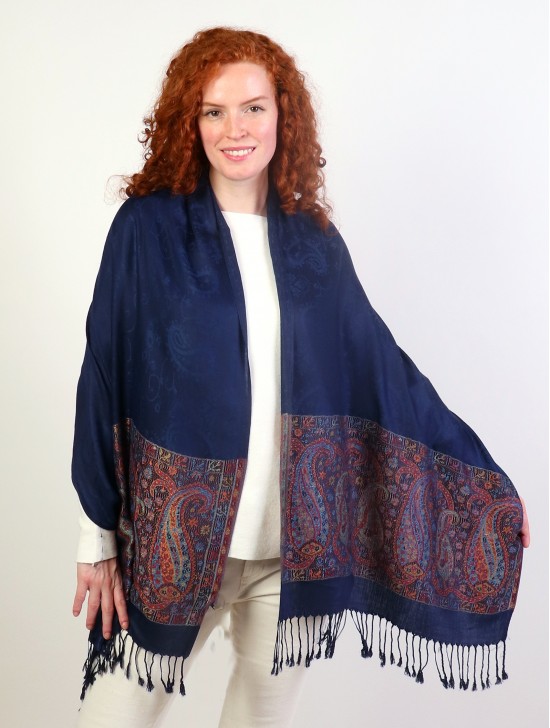 Pashmina W/ Paisley Borders