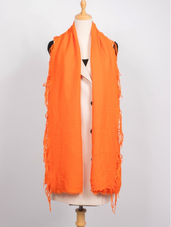 SOLID FRINGE SCARF