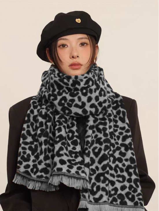 Soft Leopard Print Blanket Scarf