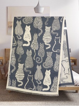 Cozy Cat Design Blanket Scarf