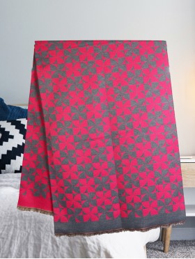 Pin-Wheel Design Blanket Scarf