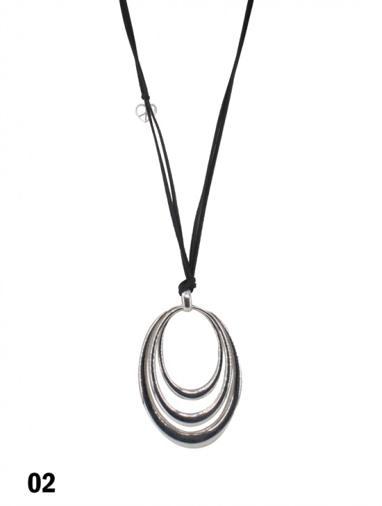 Rope Necklace W/ Triple Oval Ring Pendant