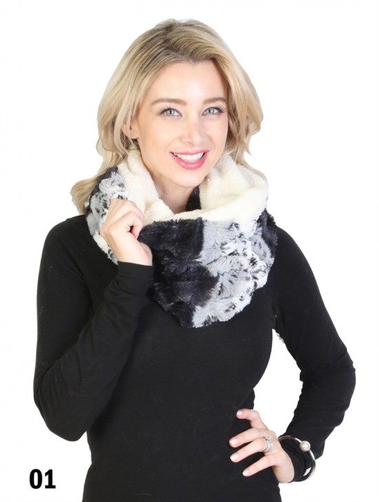 Leopard Print Plush Loop Scarf