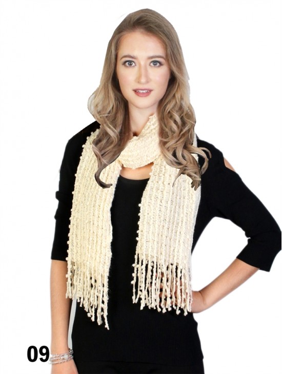 KNIT ALL OVER POM POM SCARF